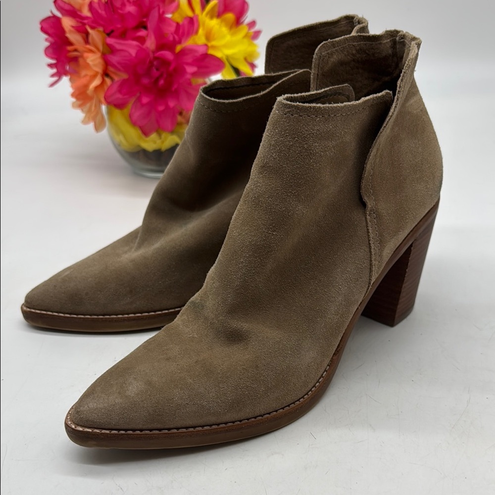 Dolce Vita Brown Suede Ankle Boots Size 8.5 MCA8471L